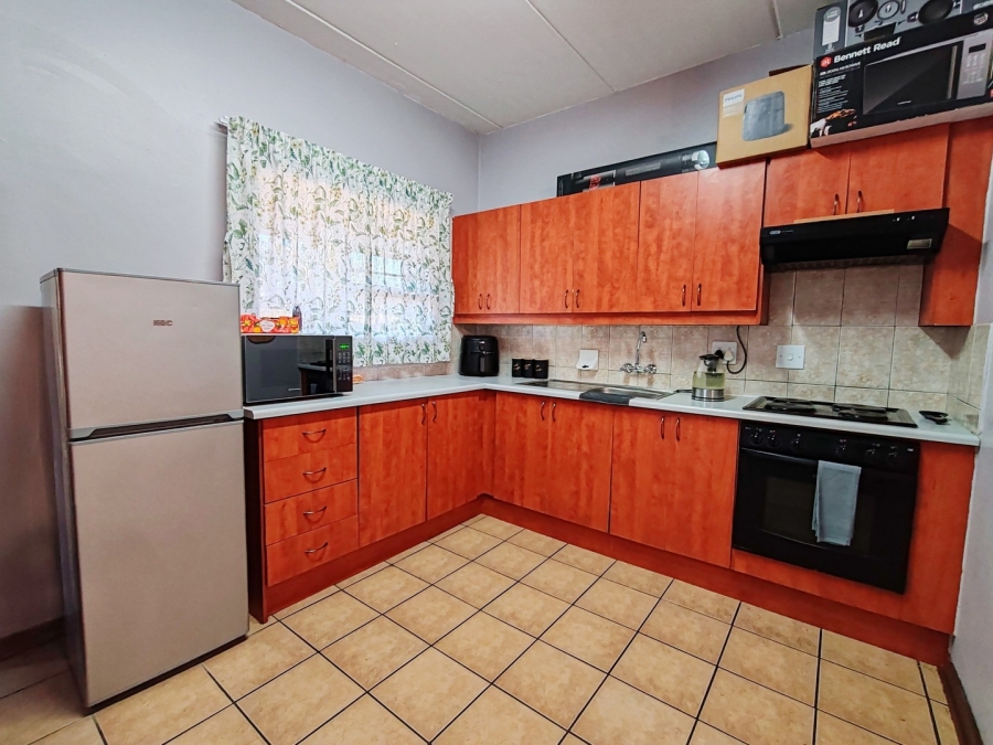 1 Bedroom Property for Sale in Potchefstroom North West
